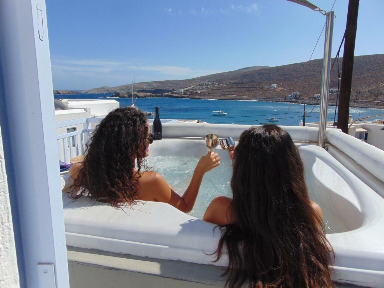 Amo Folegandros Lägenhet Karavostasis  Exteriör bild